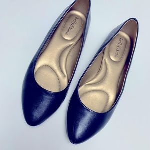 Navy Pointed Toe Flats - 8.5